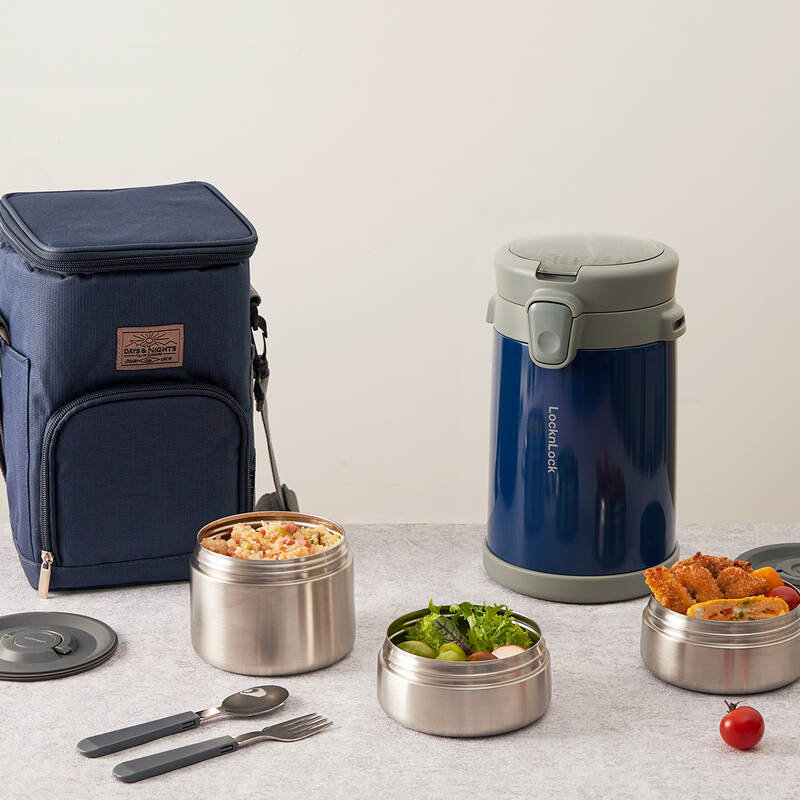 [Áp voucher 8%] Bộ Hộp Cơm Giữ Nhiệt LocknLock Easy Carry 2.0L, 720Ml*1, 420Ml*2, Bộ Muỗng Và Nĩa*1, Túi Đựng*1 - 2 Màu (Xanh, Trắng) - LHC8039 image number null